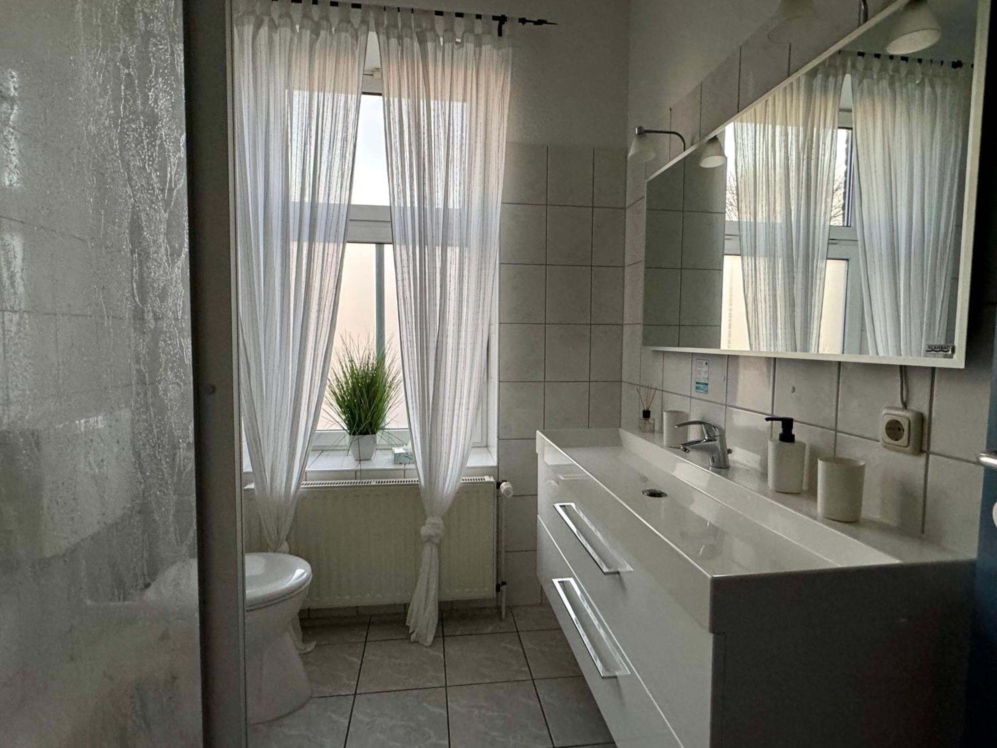 Alte Schmiede Hotel & Restaurant Jork Bagian luar foto